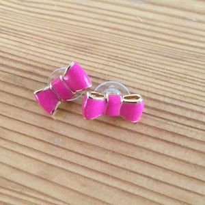 ♠️♠️Hot pink bow earrings♠️♠️
